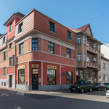 Sirius E In Center Of Cb Apartment *