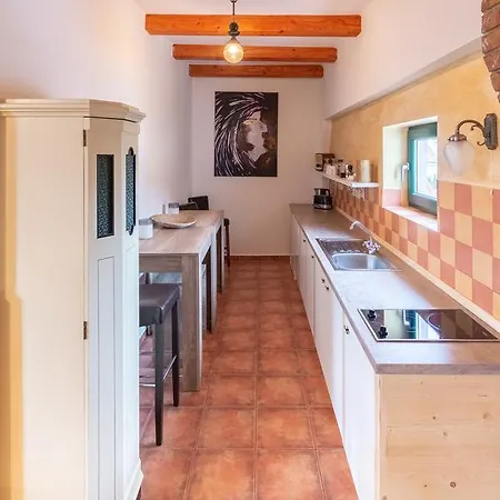 Sirius E In Center Of Cb *